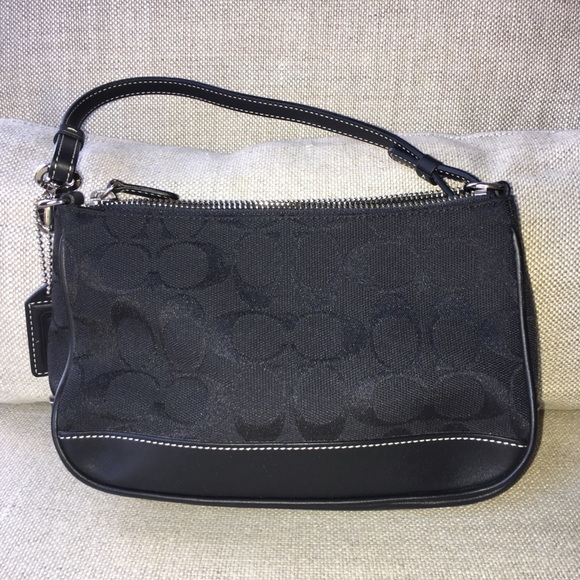 Coach - Picture 2 of 5